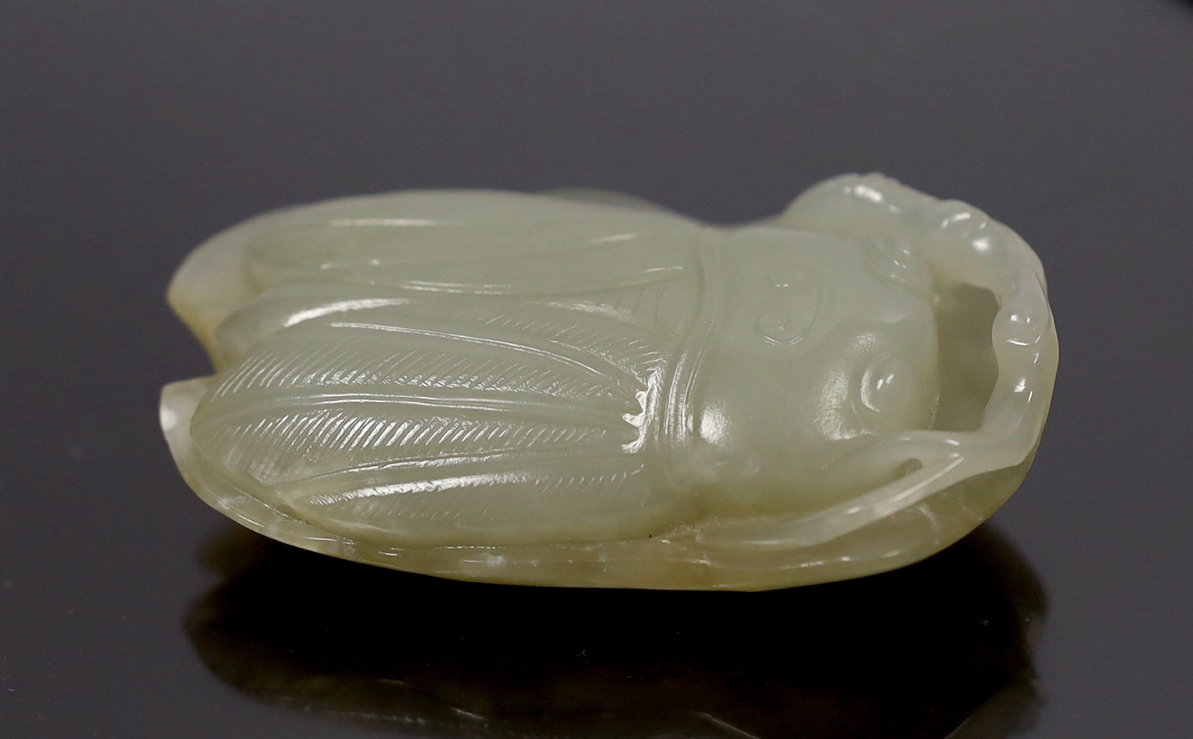 A Chinese jade cicada carving